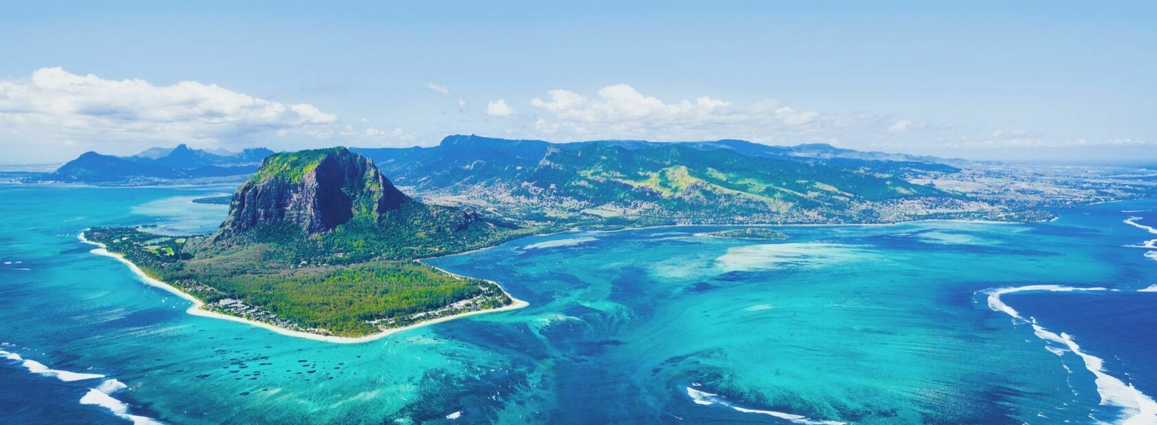 Чехиядағы жылдам порно Порно әйелі күйеуімен топтық секс