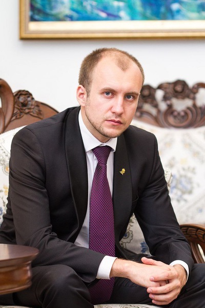 Биография - Анатолий Ганин