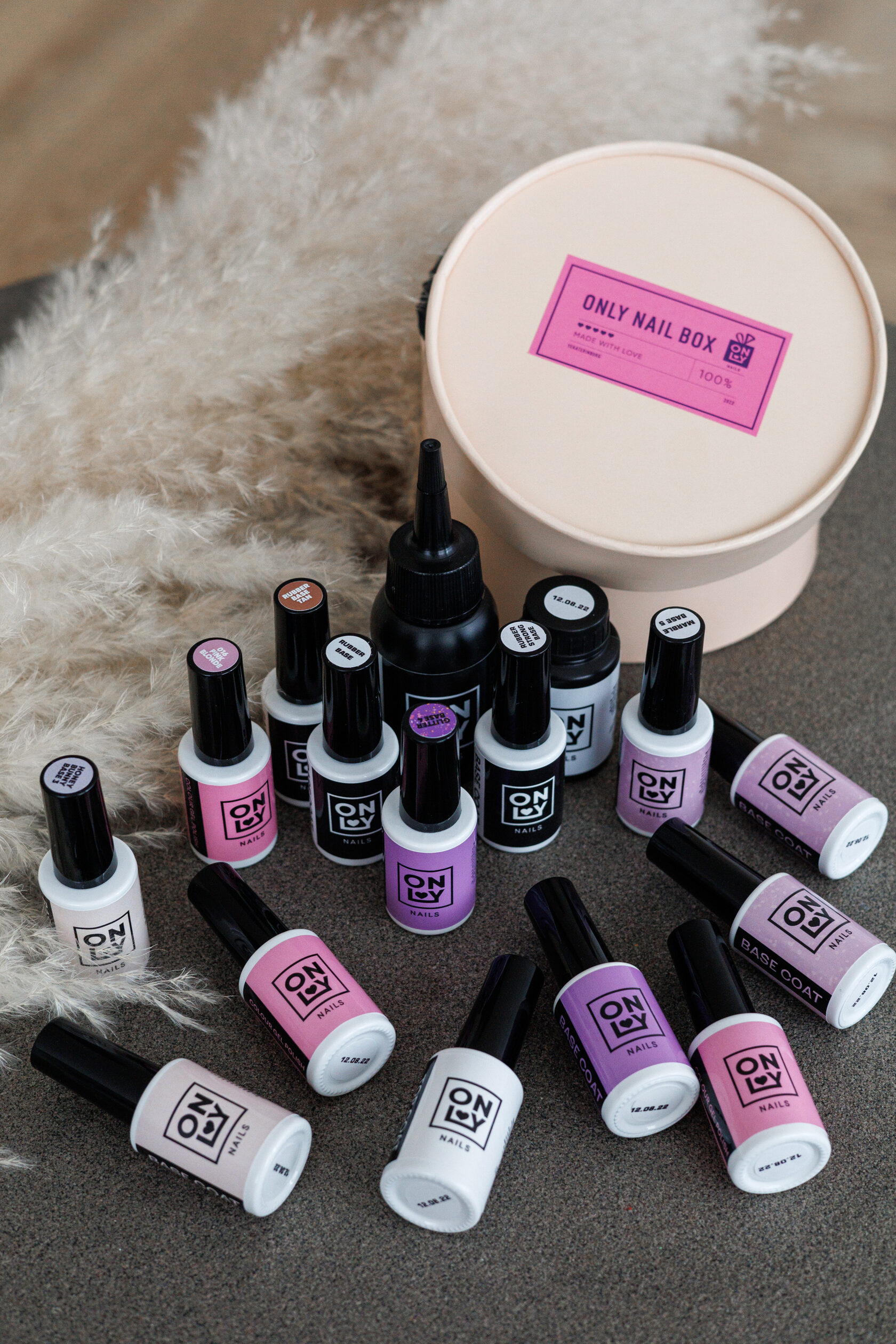 Товары для маникюра Only nails