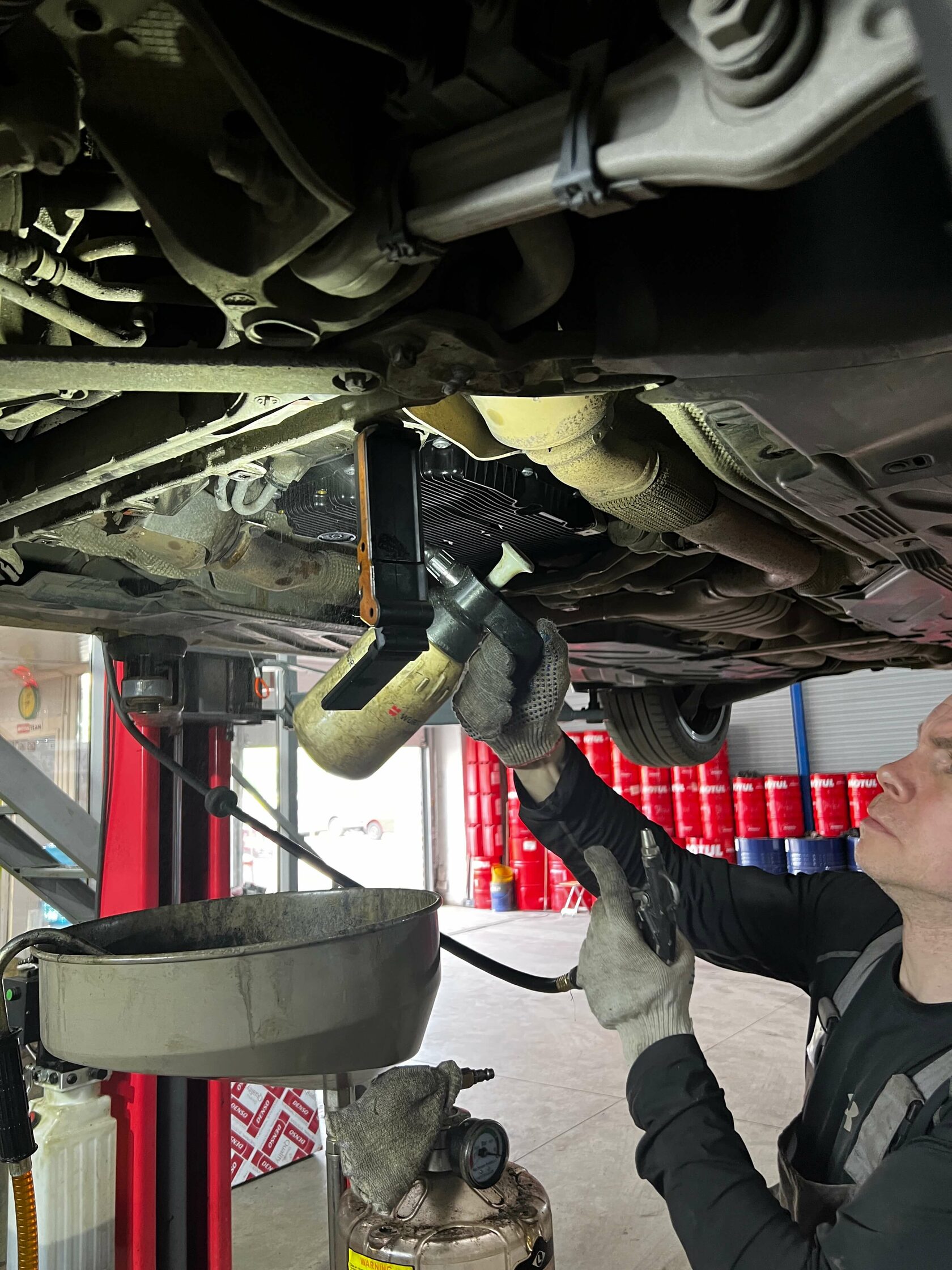 Выставление уровня масла