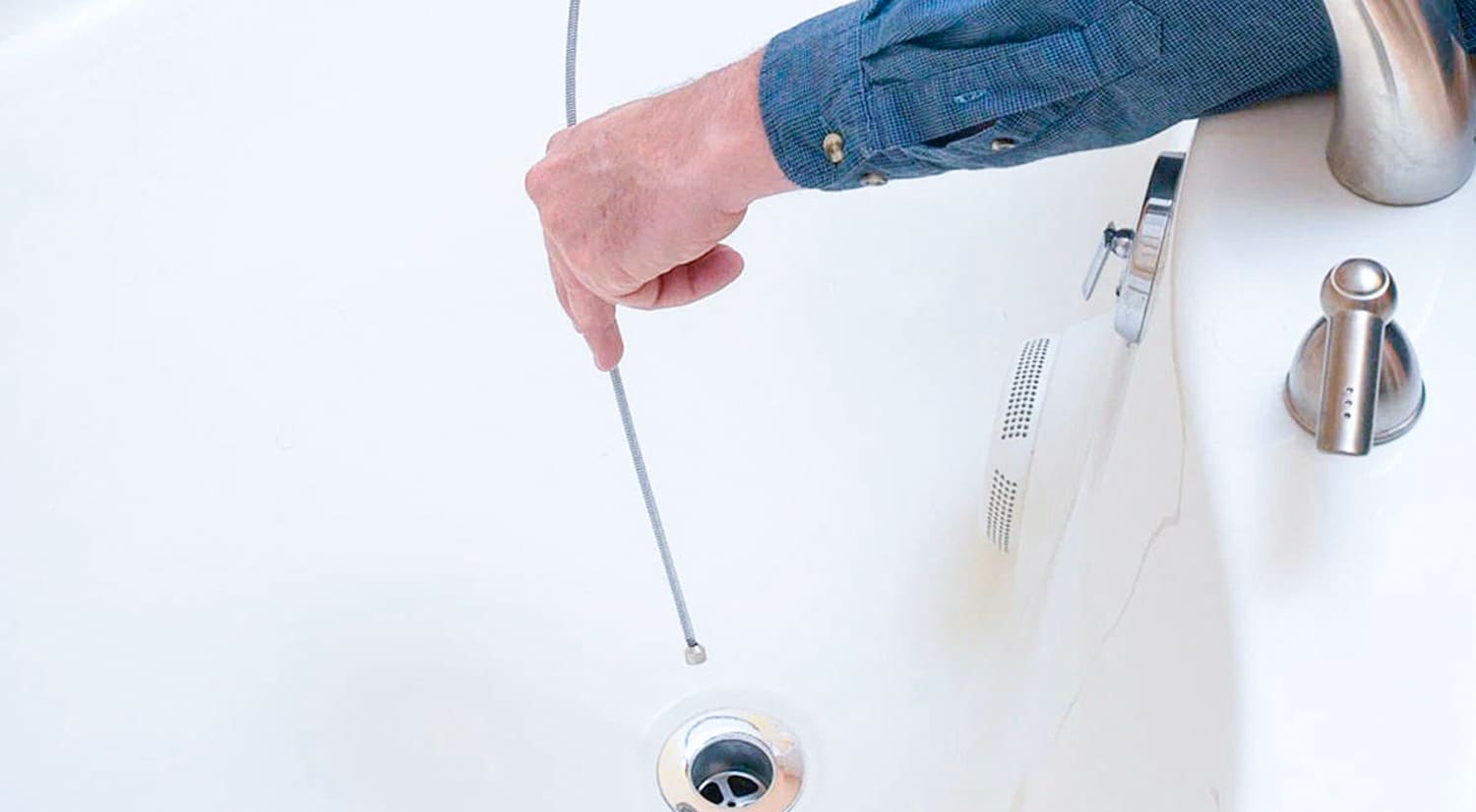 засор ванной сантехник