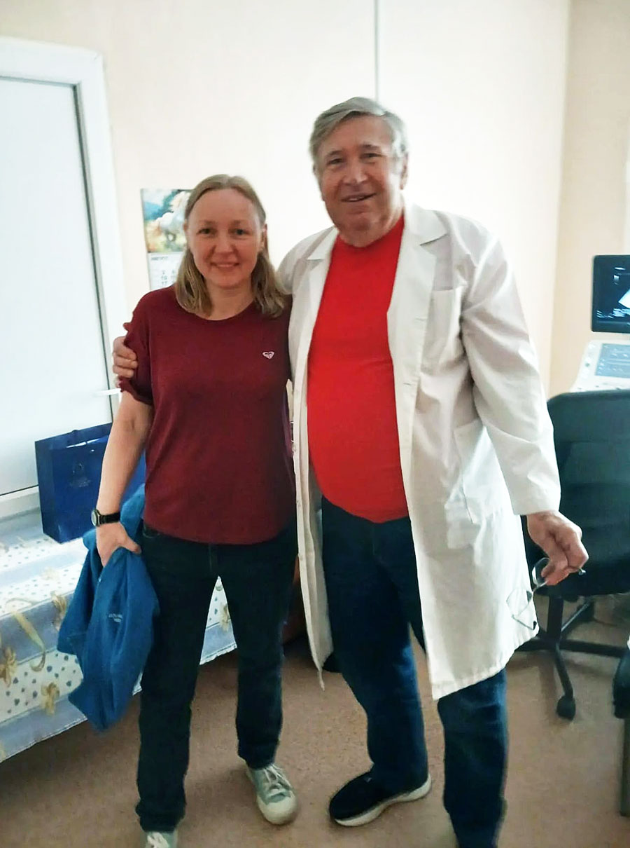 Олеся Говорова, главный специалист Фонда Андрея Первозванного и координатор проекта «Рубежи России», вместе с Алексеем Васильевичем Ковалем