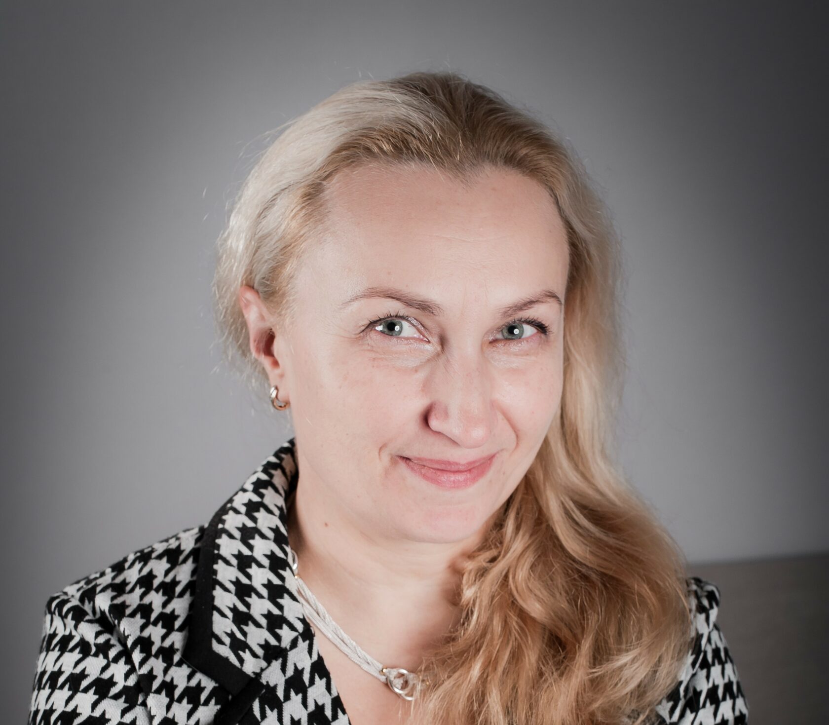Ex Libris укрепила позиции в тринадцатом рейтинге TOP-COMM