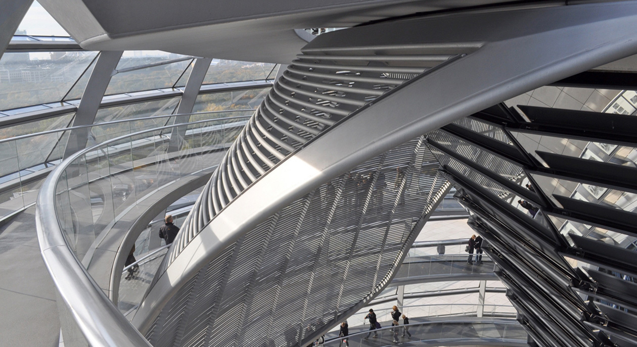 Интерьер Рейхстага Нормана Фостера