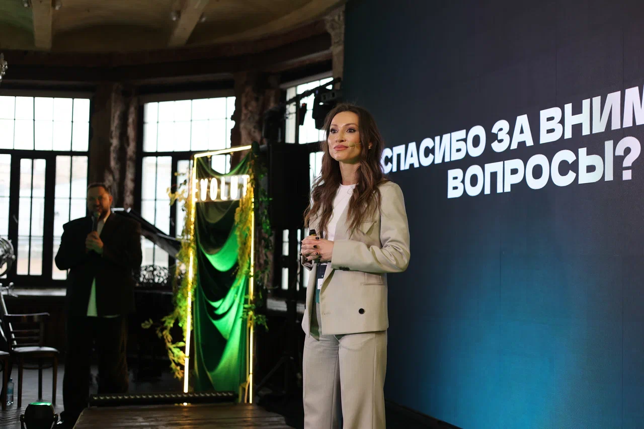 Надия Имаметдинова на лекции про HR в сообществе EVOLUT