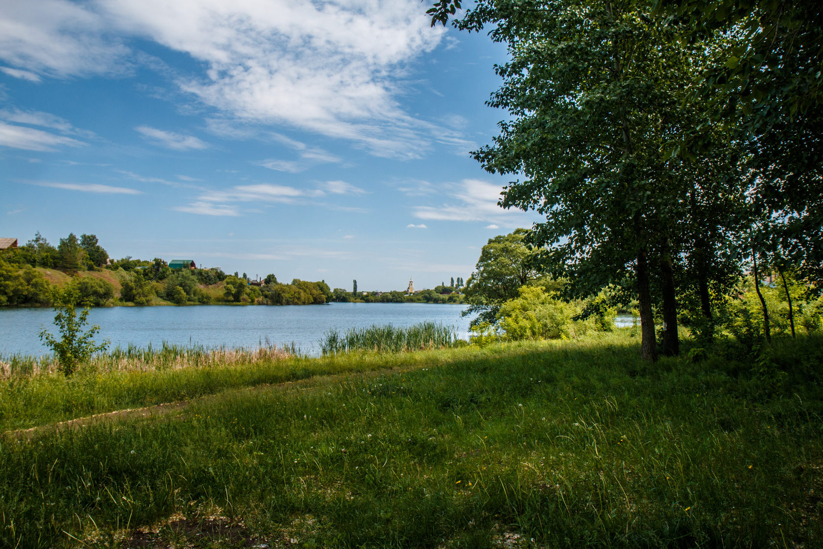 Поселок летний берег фото