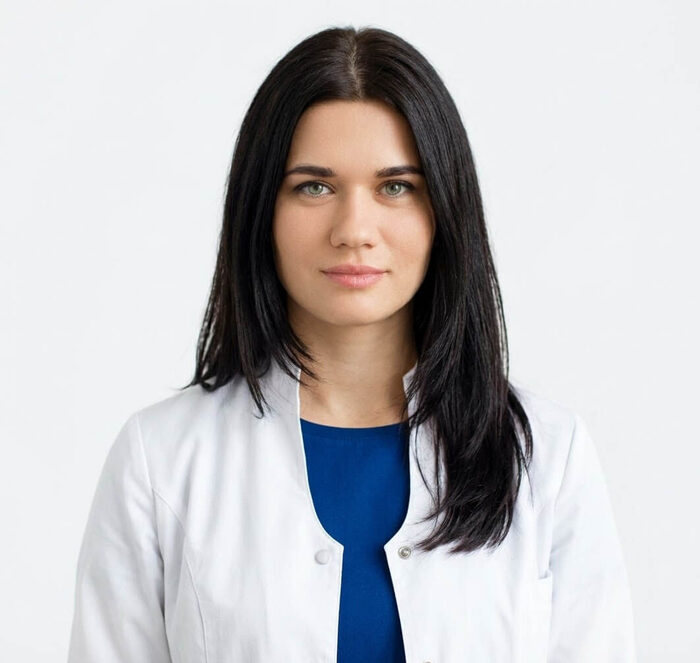 Тарасова Анна Евгеньевна — ветеринарный хирург, анестезиолог-реаниматолог
