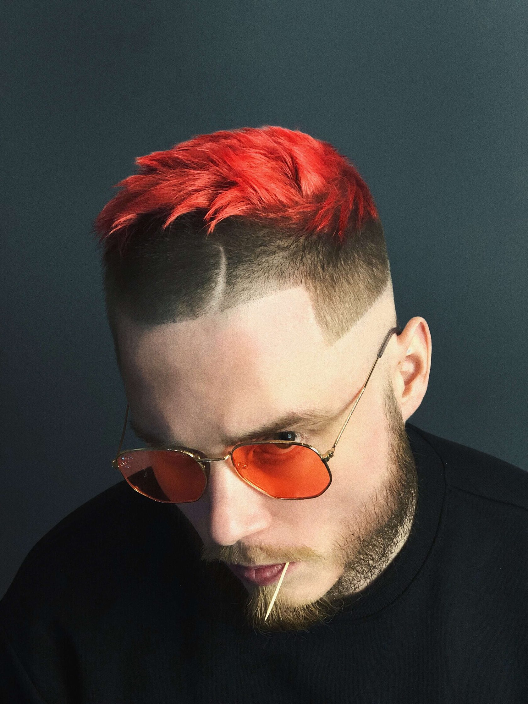 Стильная мужская прическа