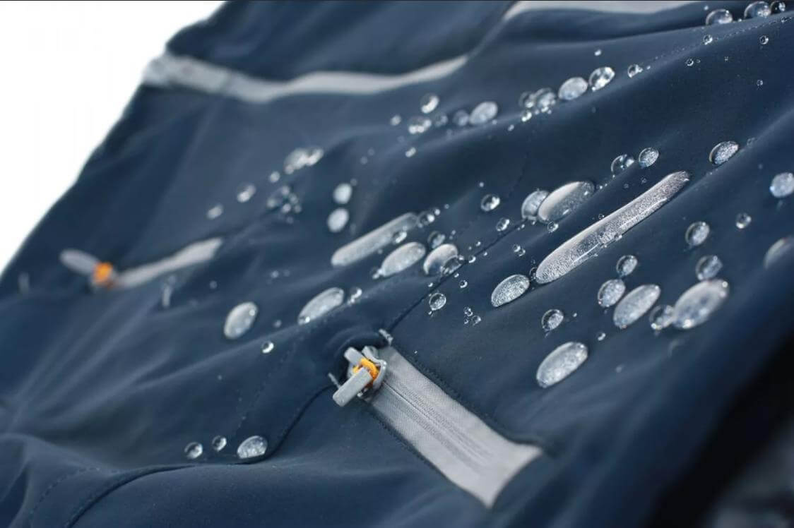Водоотталкивающие ткани - непромокаемые материалы для самых прочных изделий