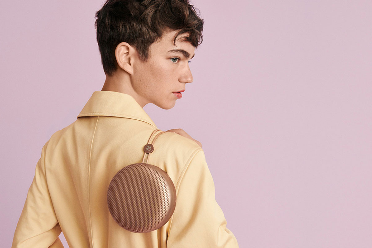 Bang &amp; Olufsen AW19 — Tan / Chestnut