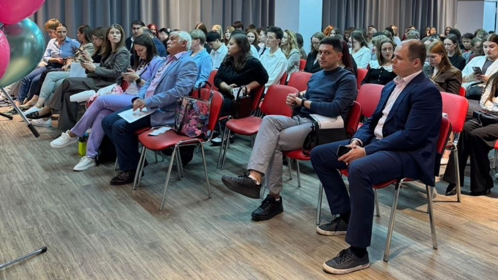 Сегодня состоялось традиционное торжественное мероприятие, посвящённое старту учебного года в Академии туризма и международных отношений.