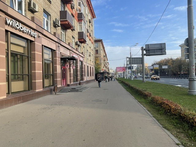 Двор корпуса 9