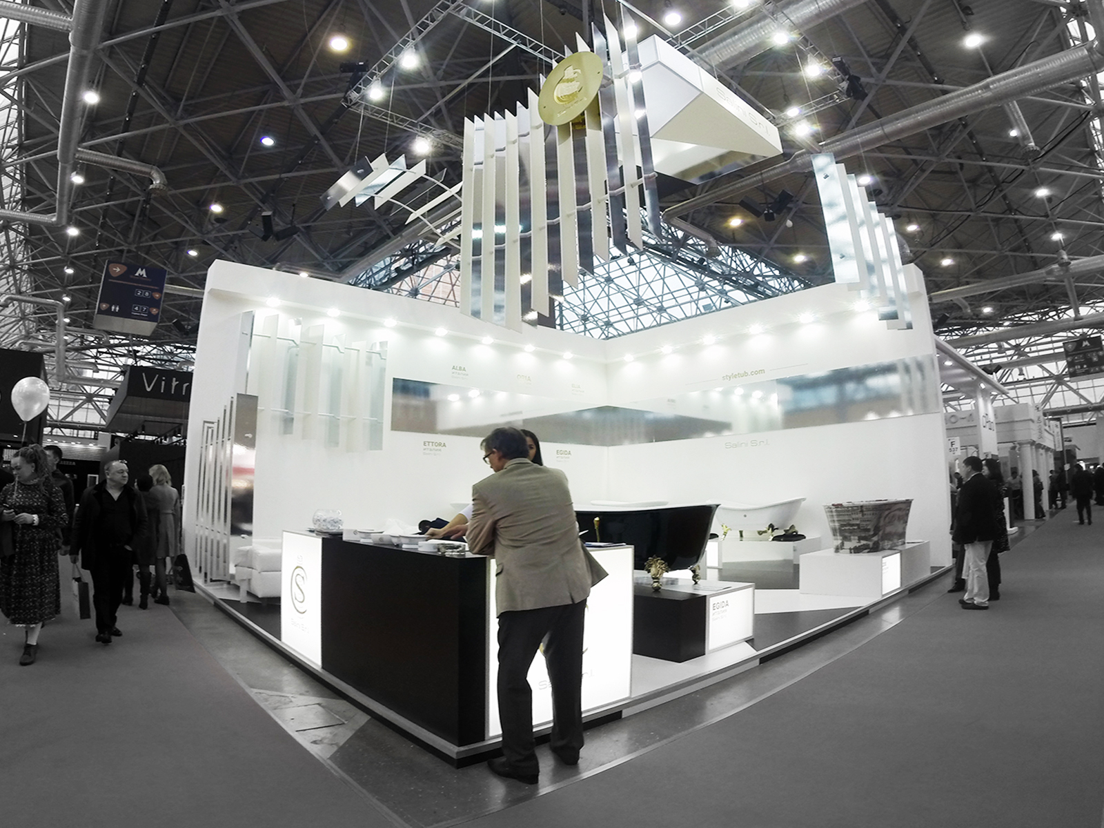 Дизайн стенда Salini