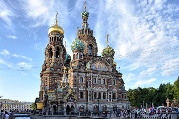 Saint Petersburg Must See Tour | Walks With Folks