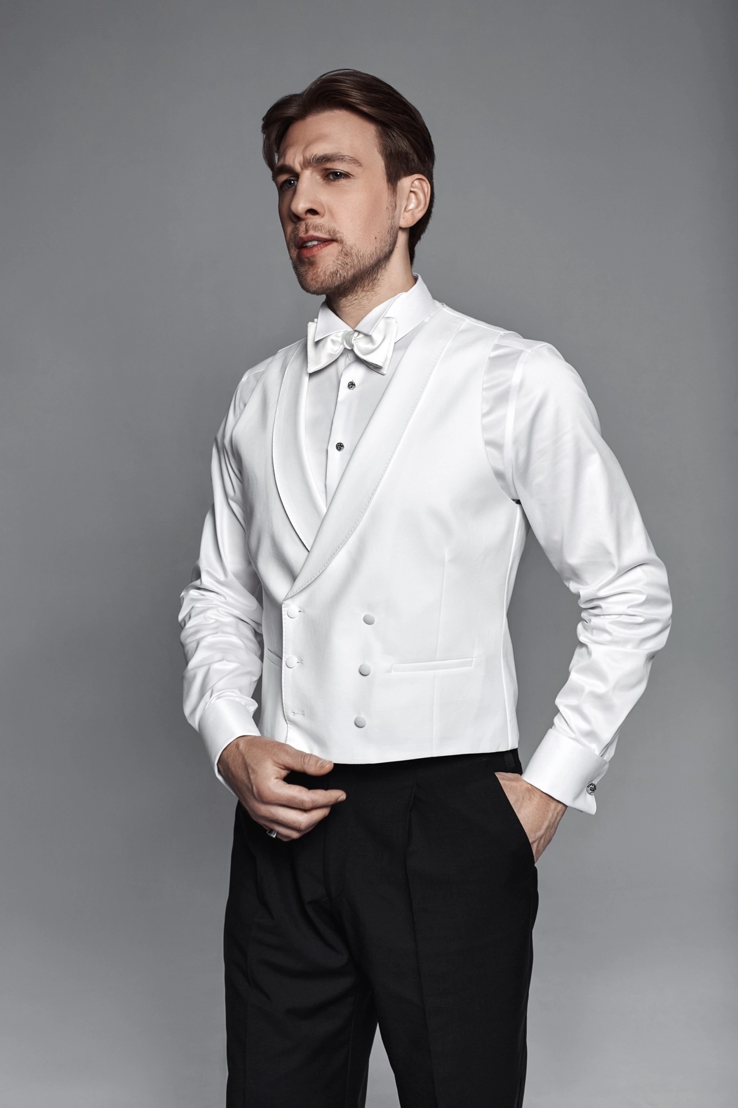 Ведущий публичных мероприятий Никита Анисимов