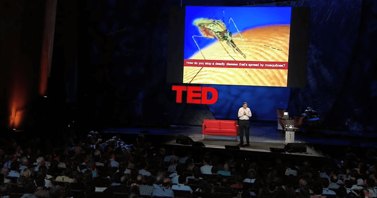 мужчина не сцене TED тед