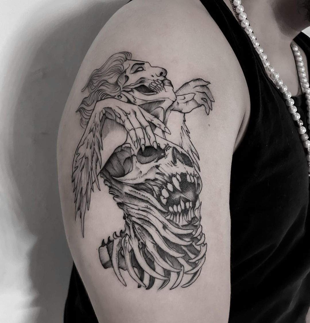 Hydra Tattoo Collective - The Rat King! By @tattoosbyjimmi #hydratattoo # tattoo #tattoos #toronto #tattootoronto #torontotattoo #tattooshop  #rattattoo #ratking #blackandgreytattoo #tattooartist