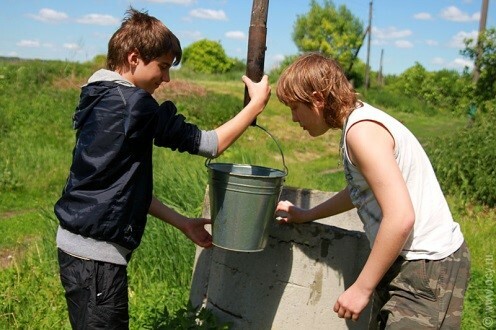 В большинстве колодцев и родников - химические и биологические загрязнения