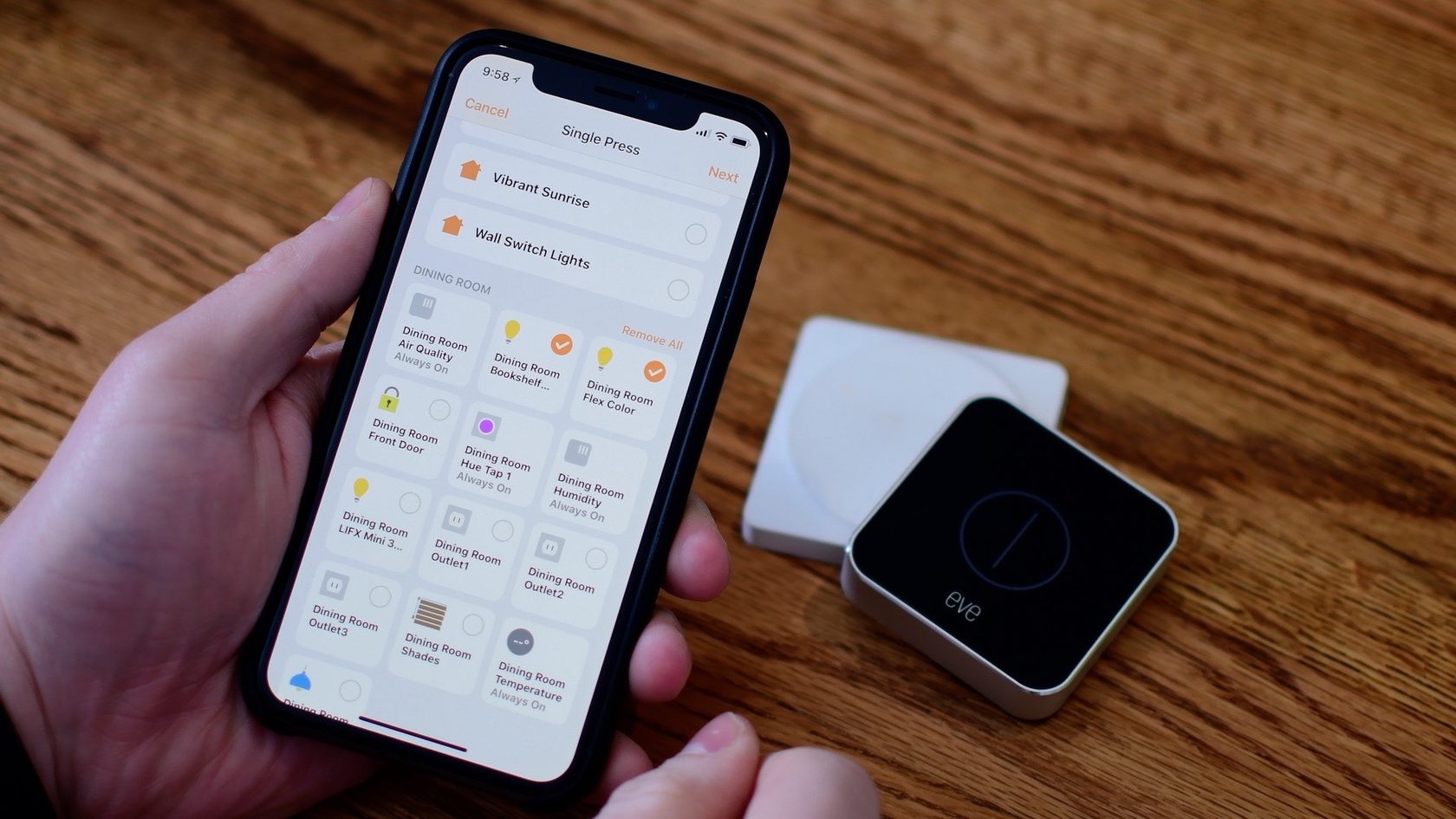 Apple HomeKit
