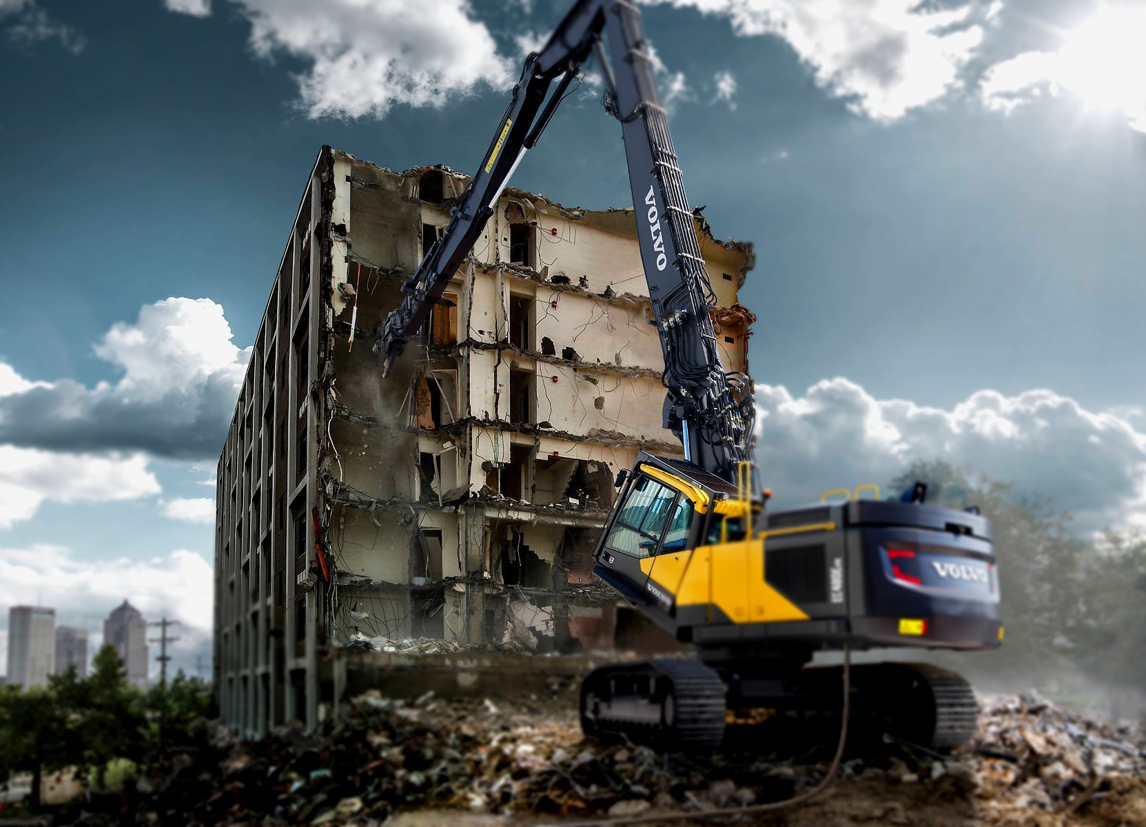 Экскаватор-разрушитель Volvo ec480dhr