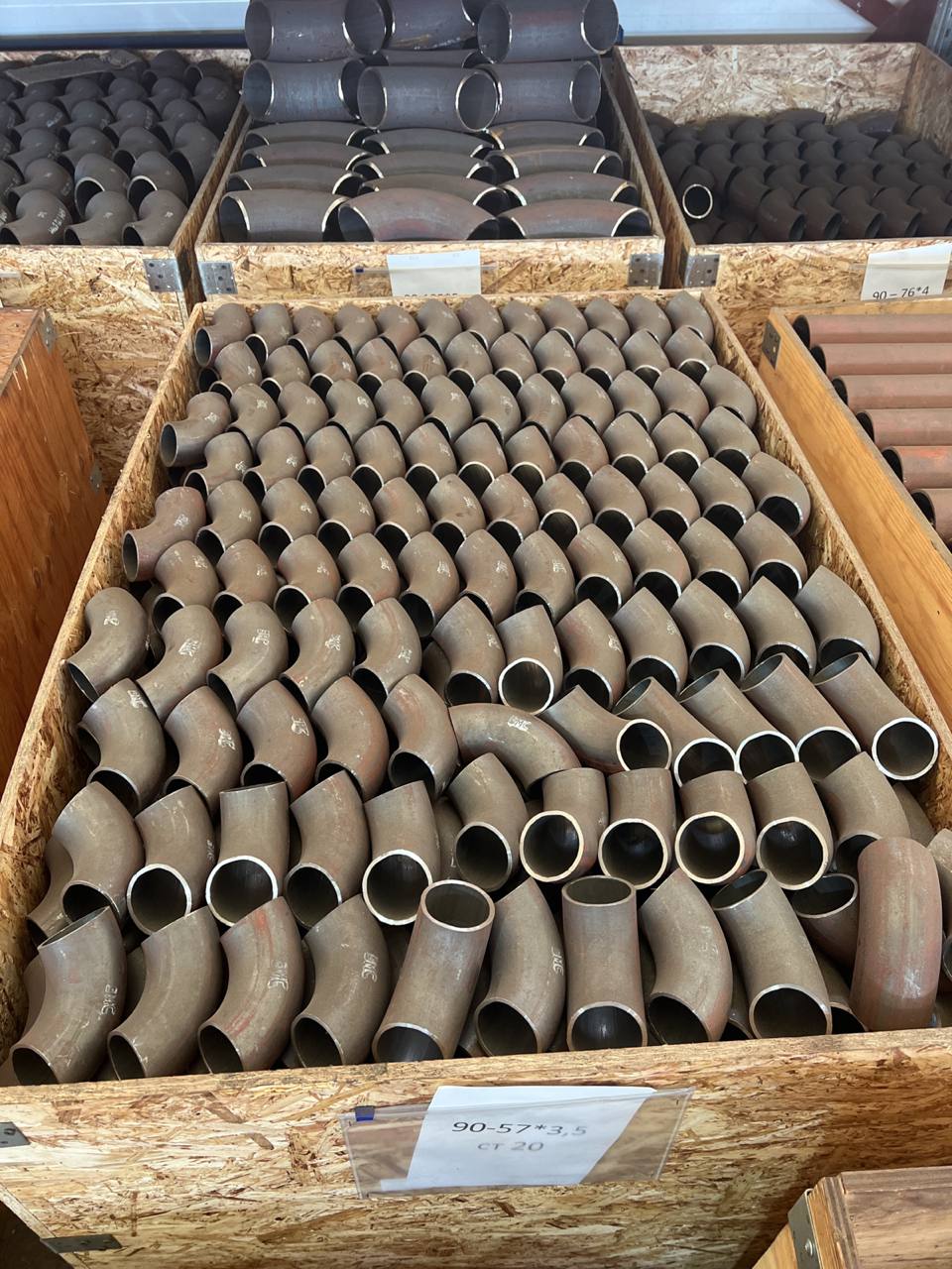 Отгрузка отводов ду 57*3,5мм сталь 20