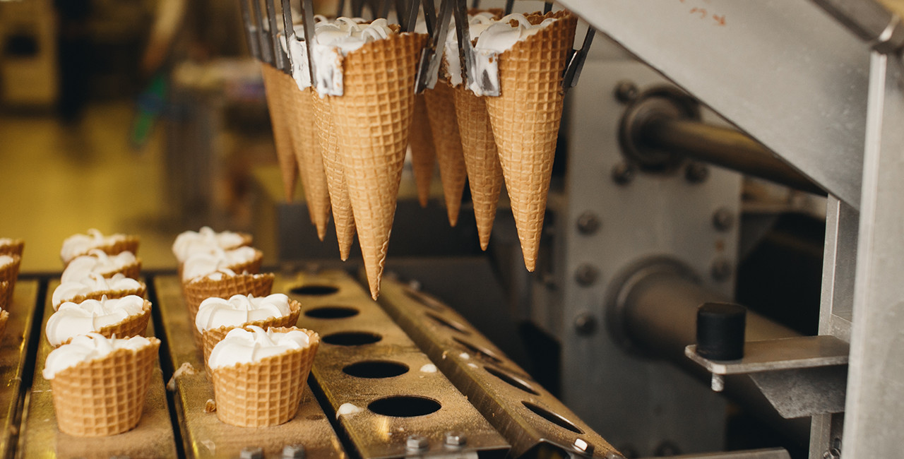 Фабрика мороженого чистая линия фото с экскурсии