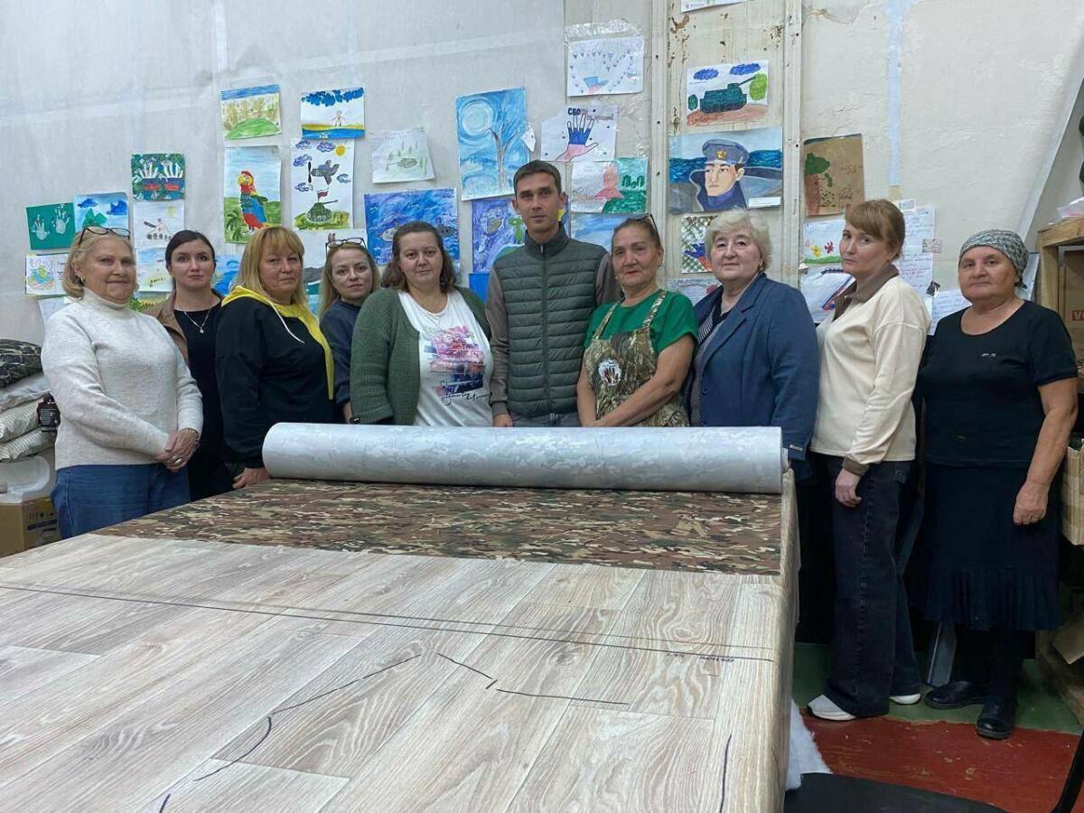 «Вместе готовим отправку бойцам»: глава Менделеевска встретился с волонтерами СВО