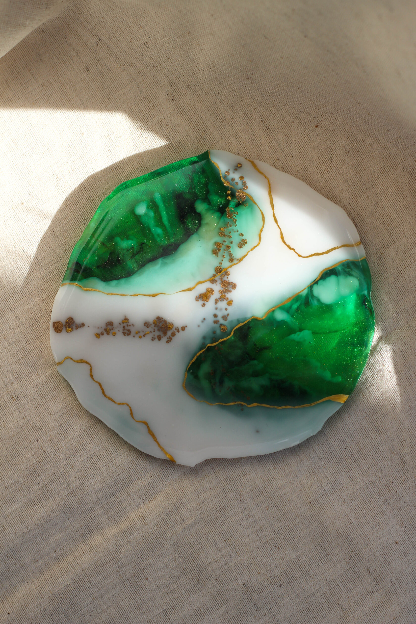 Круглый подстаканник из эпоксидной смолы