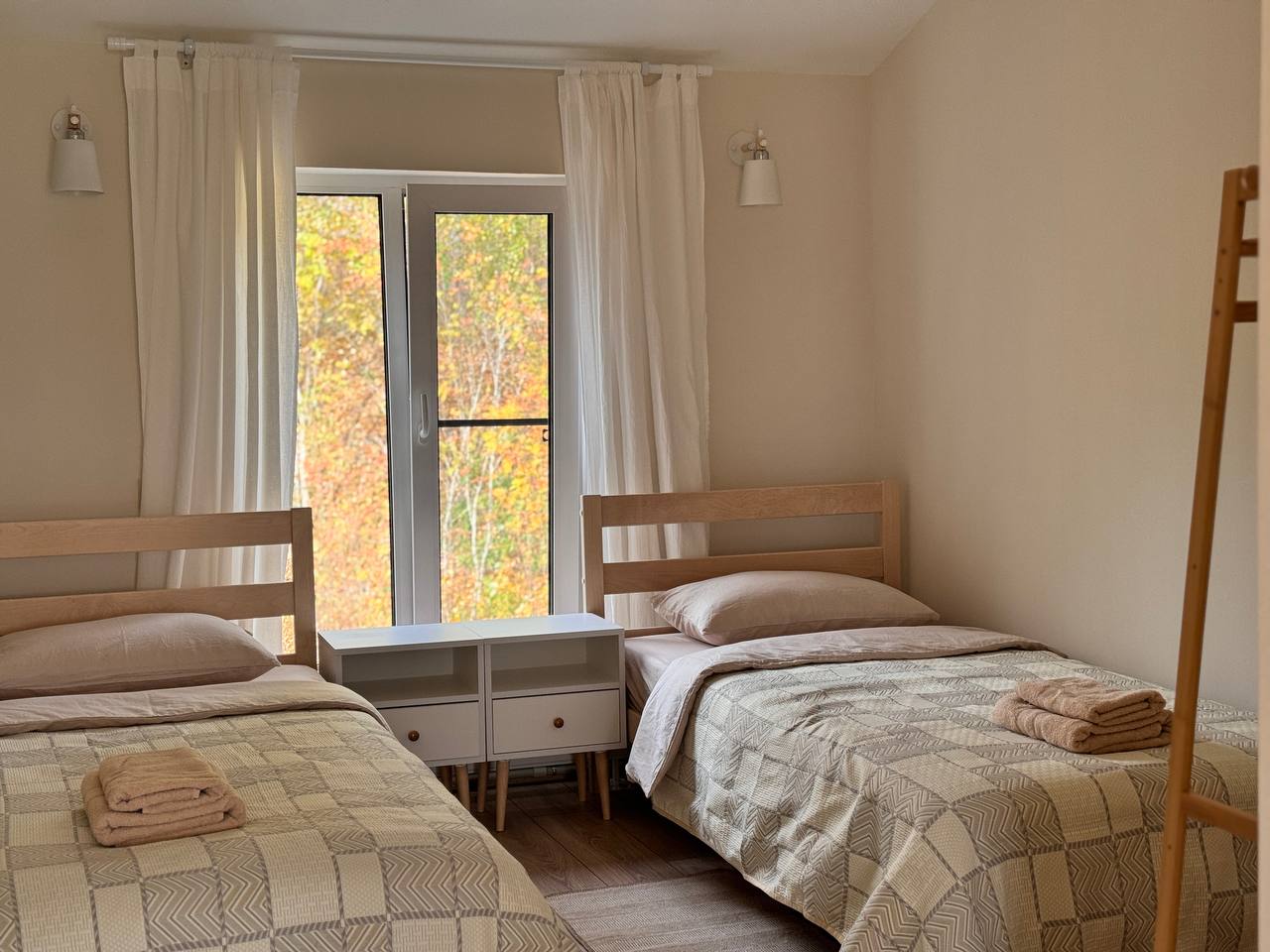 двухместное размещение спальня Медведица Шанти