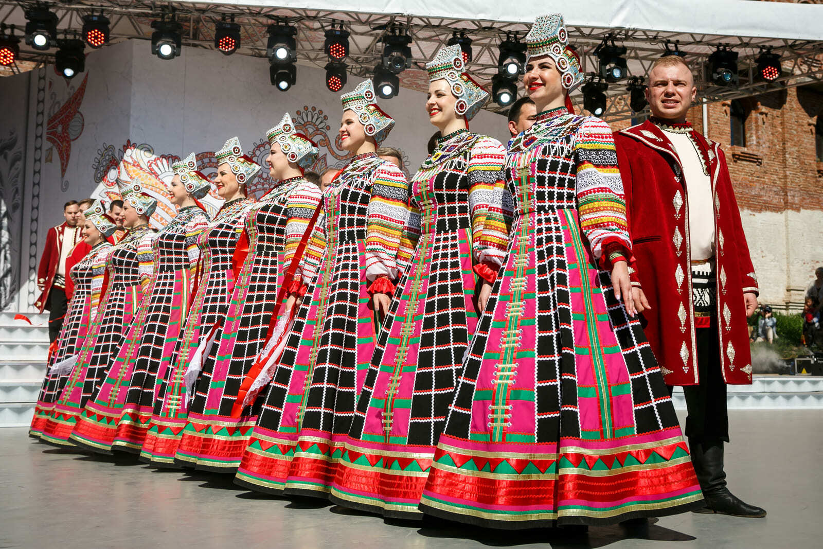 фестиваль русского народного костюма. фестиваль народных традиций хранимые веками 2021. фестиваль народных традиций. фестиваль народных традиций. фестиваль народных традиций «хранимые веками» в сольбе.