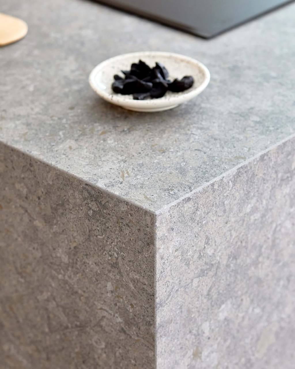 Dekton Grafite для кухни