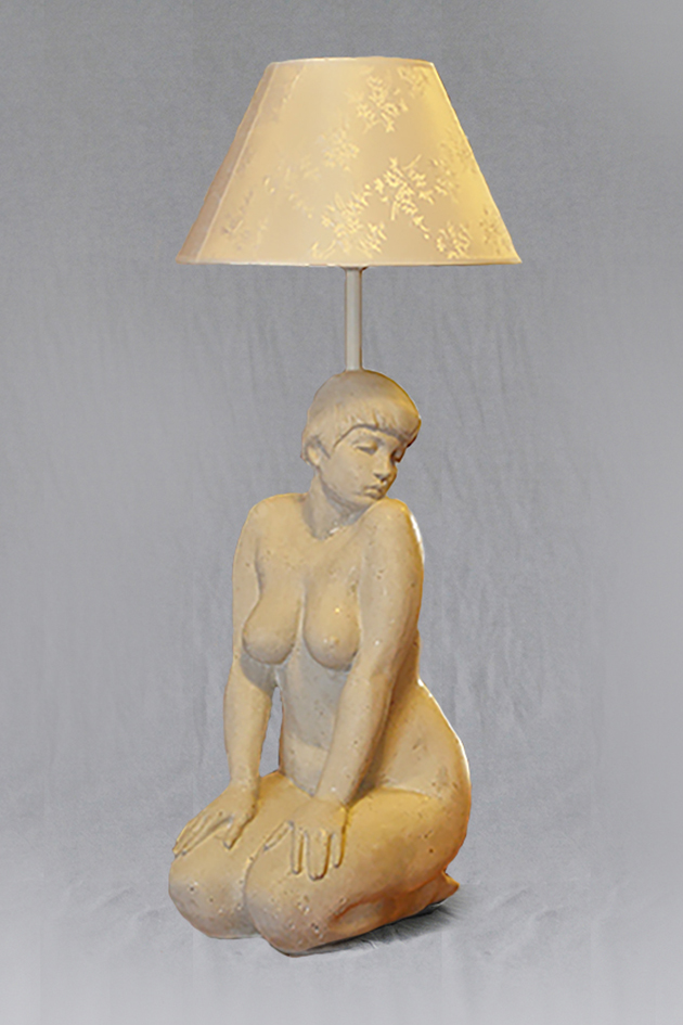 интерьерная лампа фигура женщины