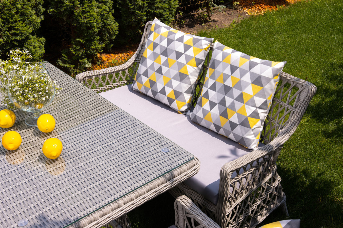 Комплекты мебели из искусственного ротанга для Horeca