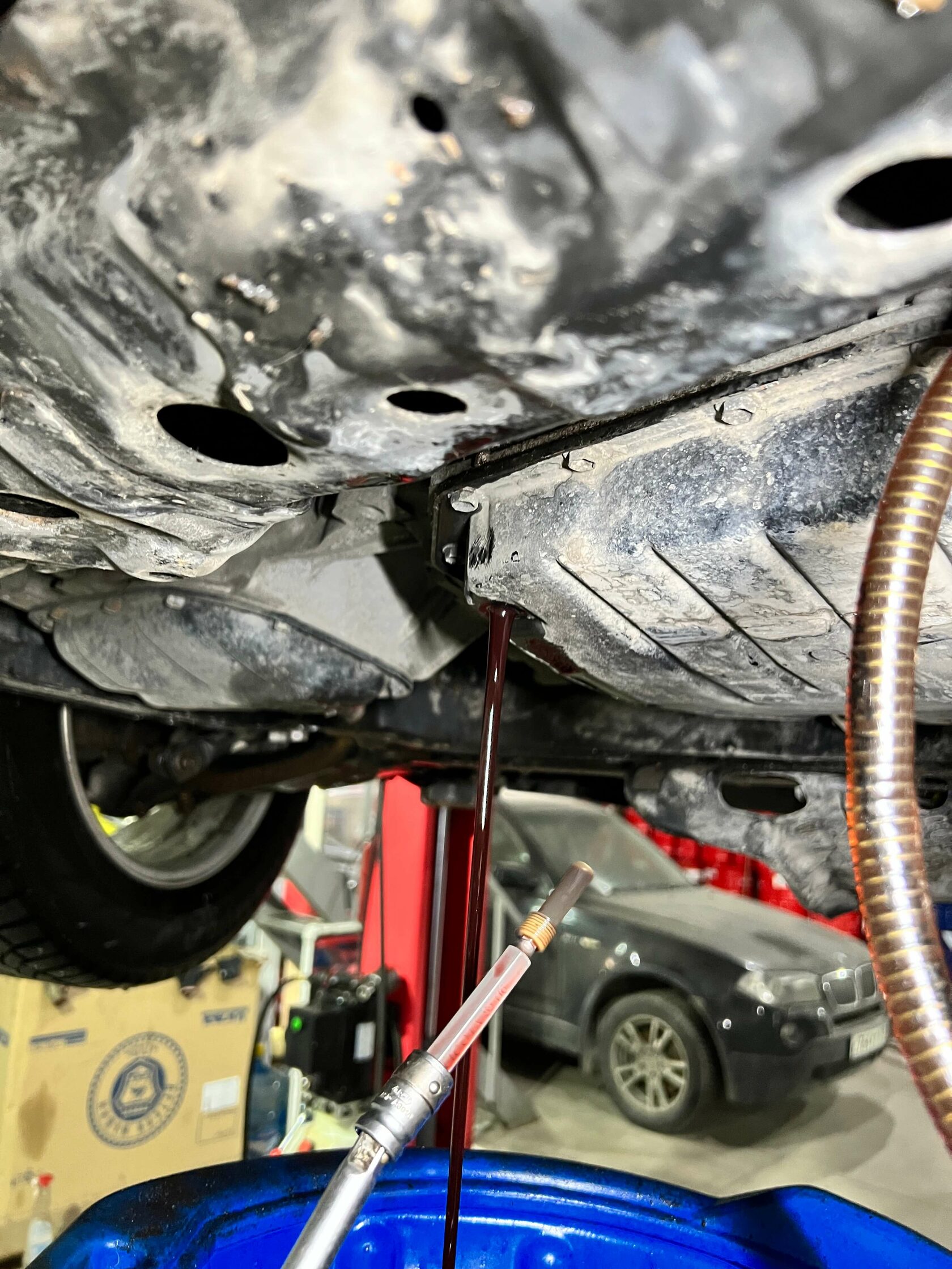 Демонтаж контрольного стакана вариатора