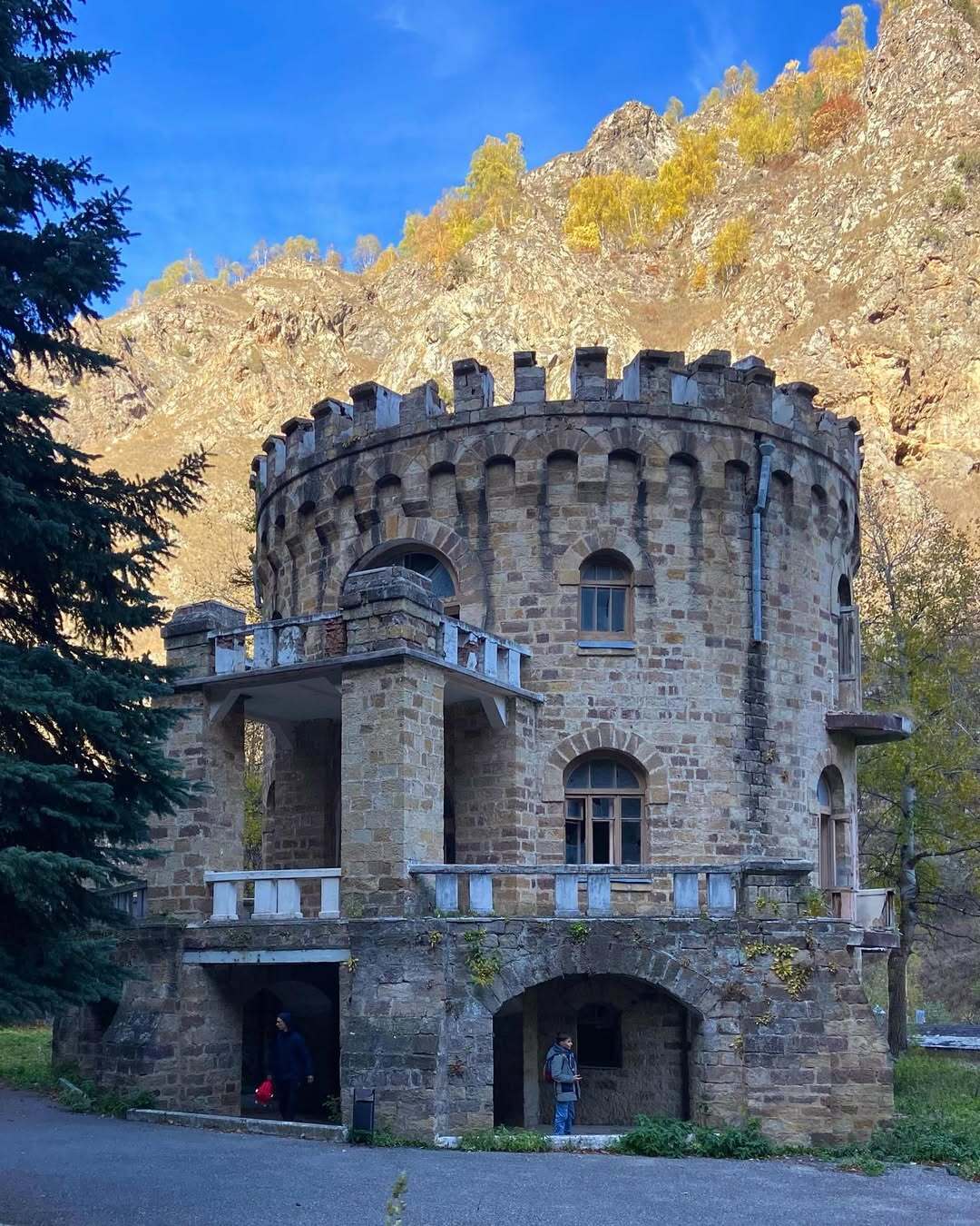 Экопарк Долина Нарзанов