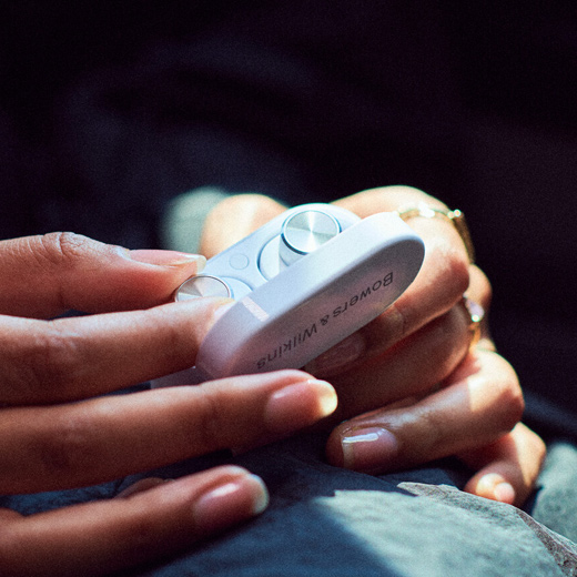 Bowers &amp; Wilkins PI5