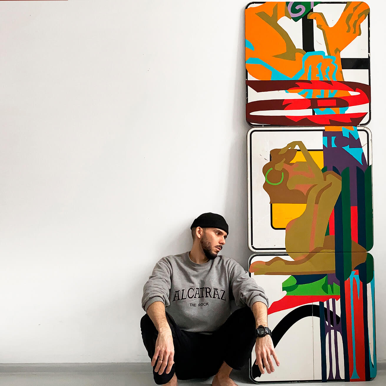 Графика на дорожных знаках. Автор Алексей Бархан.