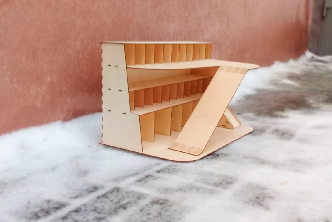 Небольшая парковка из фанеры