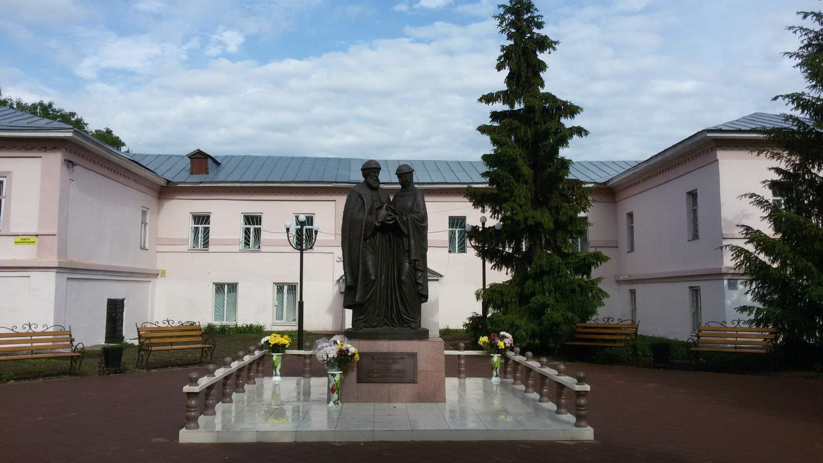 Сергач нижегородской. Сергачский краеведческий музей имени в.а.Громова. Музей имени Громова в Сергаче. Краеведческий музей Громова Сергач. Краеведческий музей Сергач Нижегородская область.