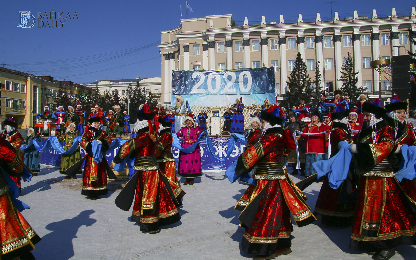 Жители улан удэ. Улан-Удэ 2020 площадь. Население Улан-Удэ на 2020. Площадь советов Улан-Удэ 2020. Площадь Ленина Улан-Удэ на Сагаалган.