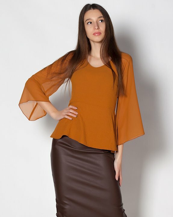 Стилни дамски блузи с дълъг ръкав за есента в размери от XS до 3XL