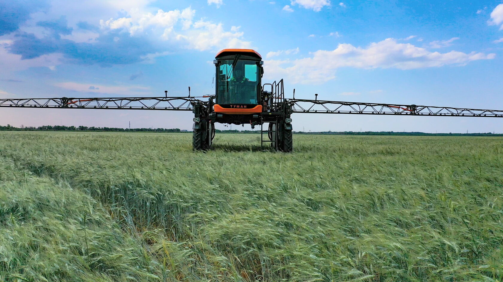 Работа агродрона при простое наземной техники