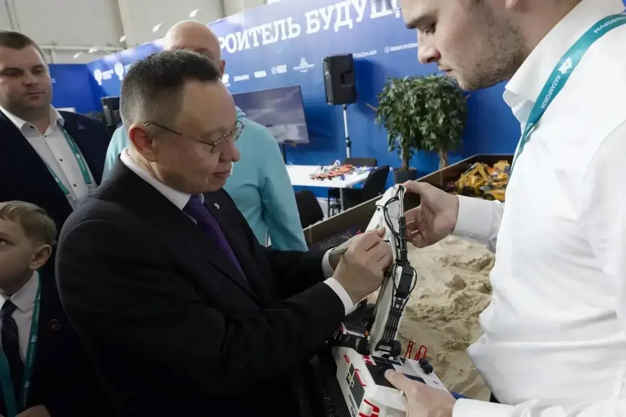 малоэтажная академия, детский совет, журнал, вокруг жэка, общественный совет, минстрой, ефим басин, марат хуснуллин, ирэк файзуллин