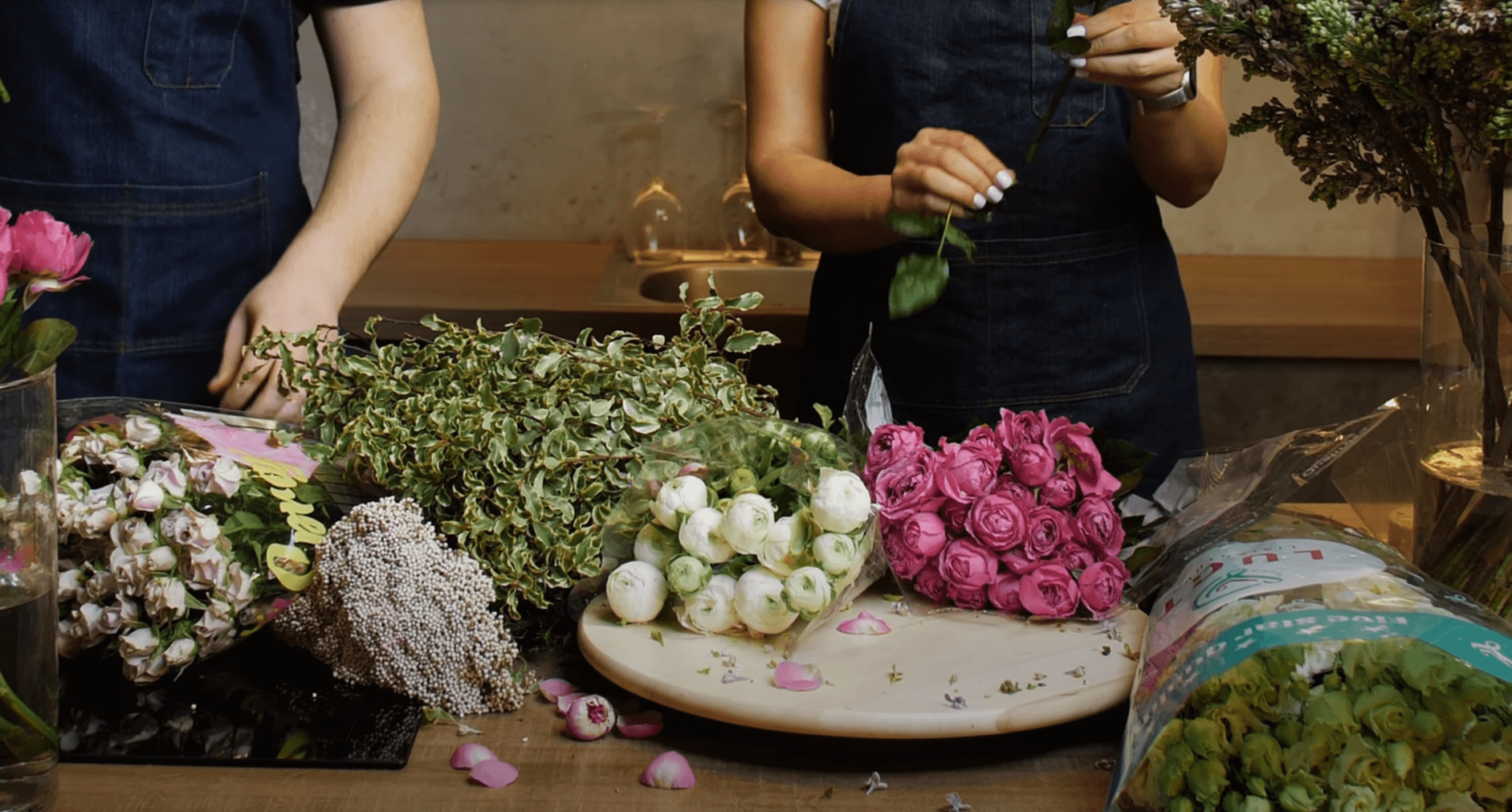Как снизить процент списания цветов: полезный чек-лист для владельцев цветочного бизнеса