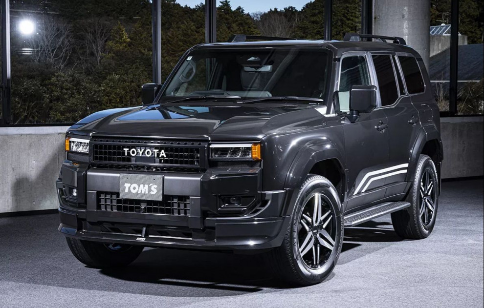 TOM’s Racing сделала спортивный Land Cruiser Prado, но мы его вряд ли увидим