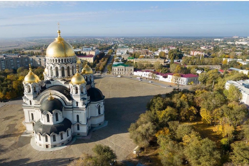 Соборная площадь города Новочеркасска