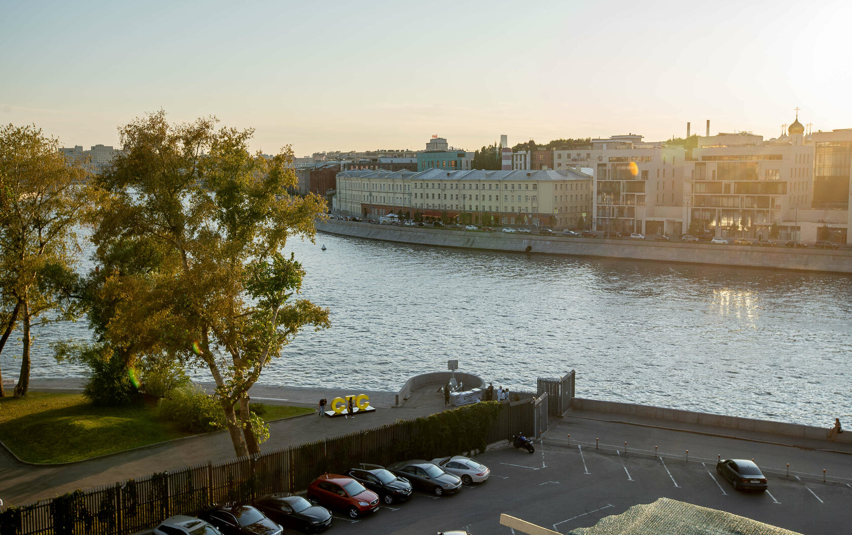 Галерея фотографий — КРЫМ terrace Moscow