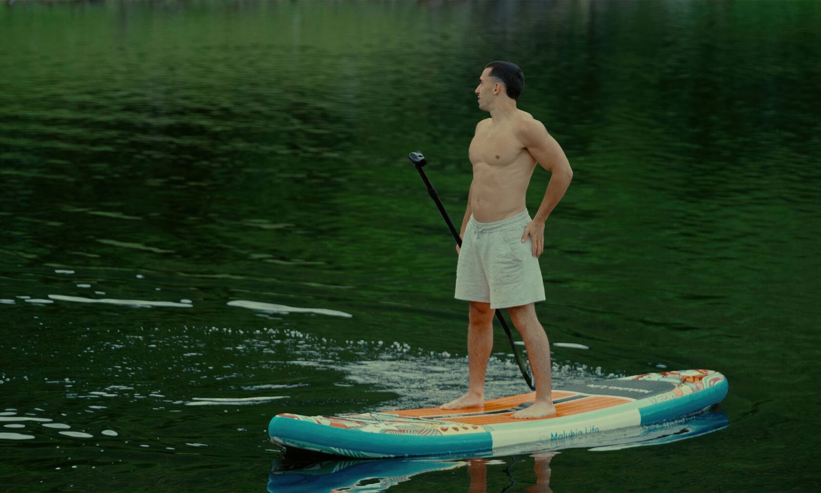 Gero Arias in the VAMOS pilot episode