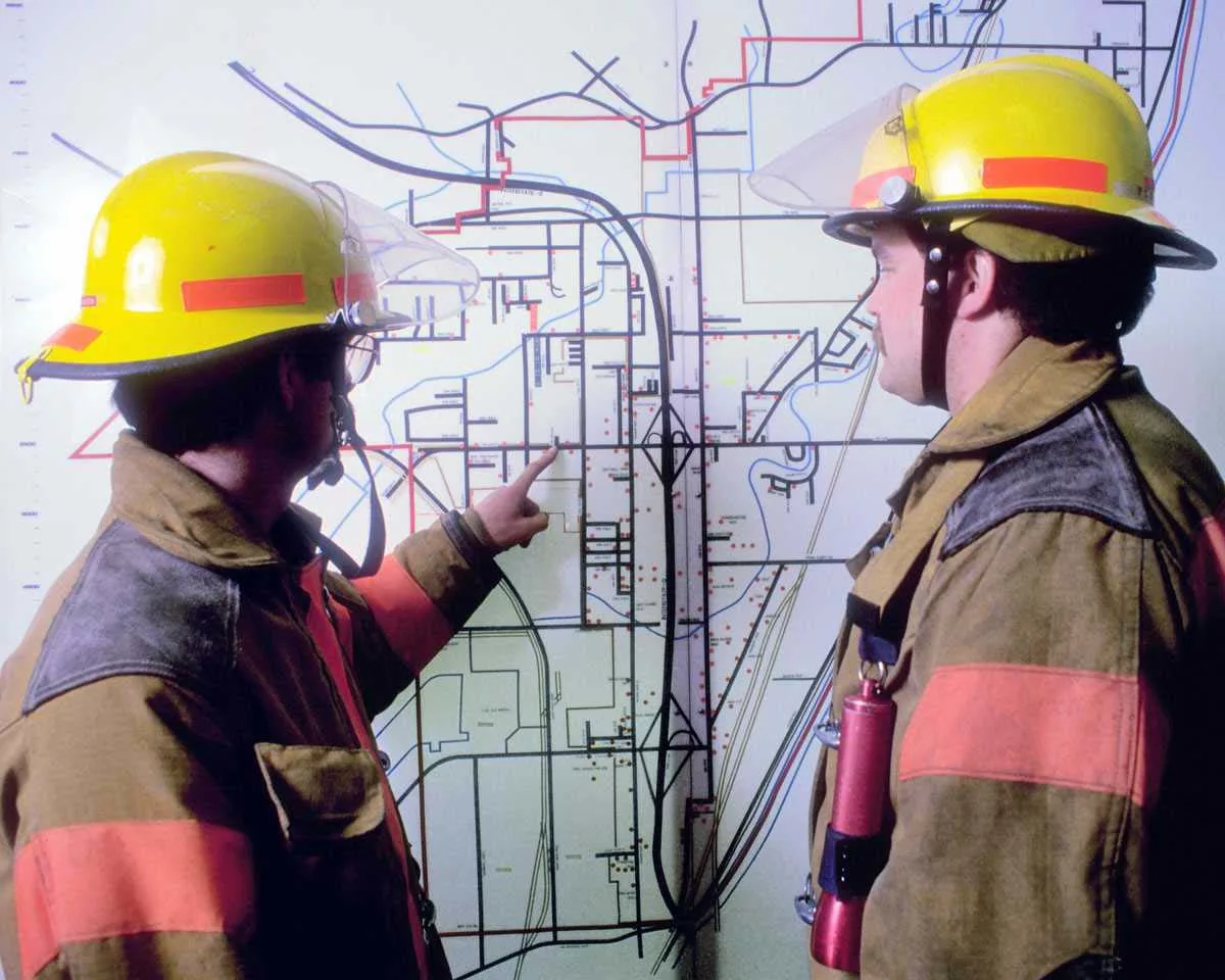 Обследование зданий и сооружений. Безопасность зданий и сооружений. Экспертиза пожарной безопасности. Пожарная безопасность в строительстве.
