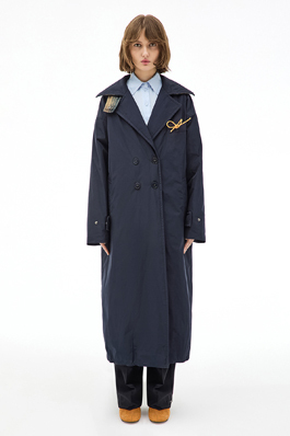 Куртка женская черная демисезонная